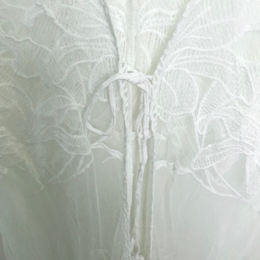 Cupshe White Lace Beach Cover Up - Picture 8 of 11